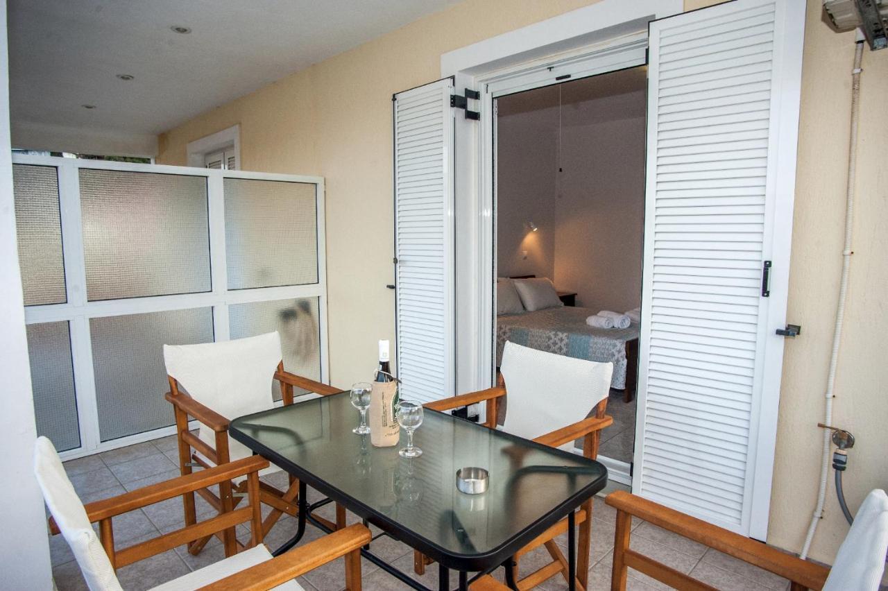 Captain Georgio Apartments Poros  Zewnętrze zdjęcie