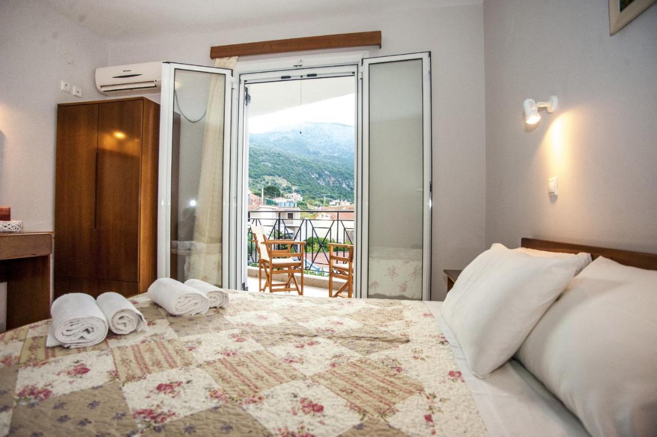 Captain Georgio Apartments Poros  Zewnętrze zdjęcie